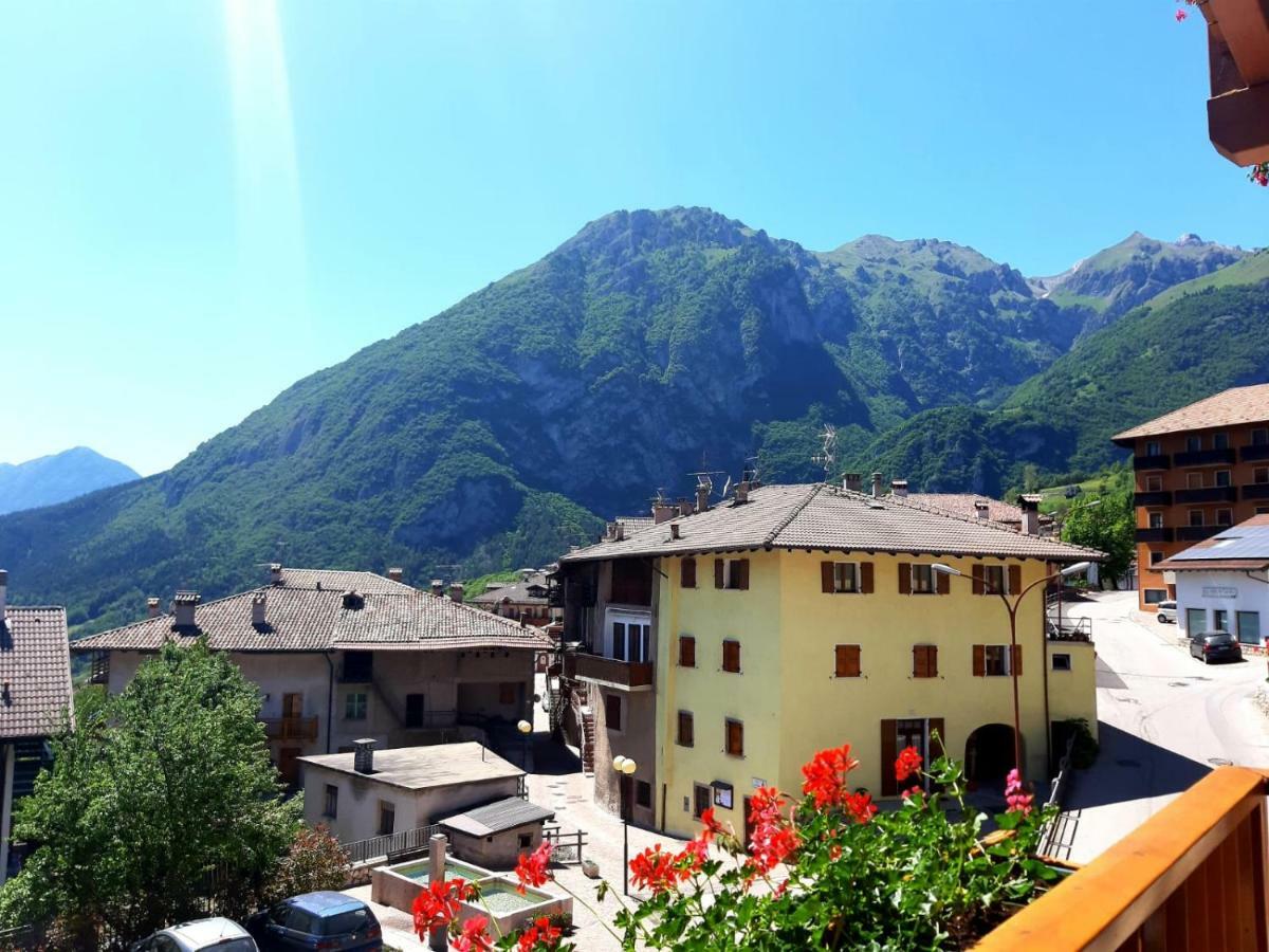 Hotel San Lorenzo San Lorenzo Dorsino Eksteriør billede